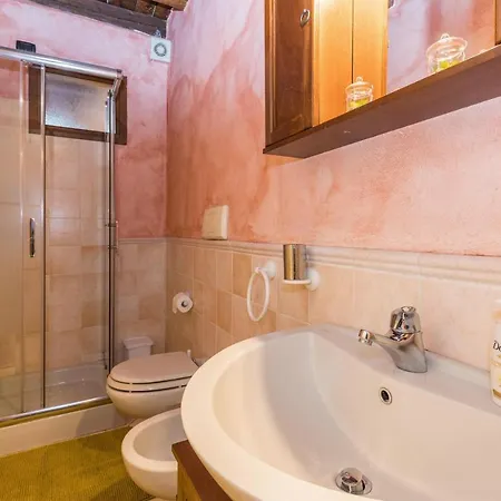 Splendido Appartamento Nel Castello شقة